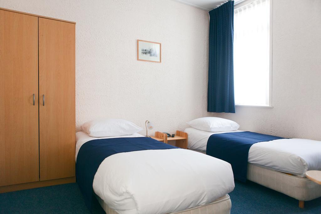 Hcr De Tukker Hotel Westdorpe Екстериор снимка